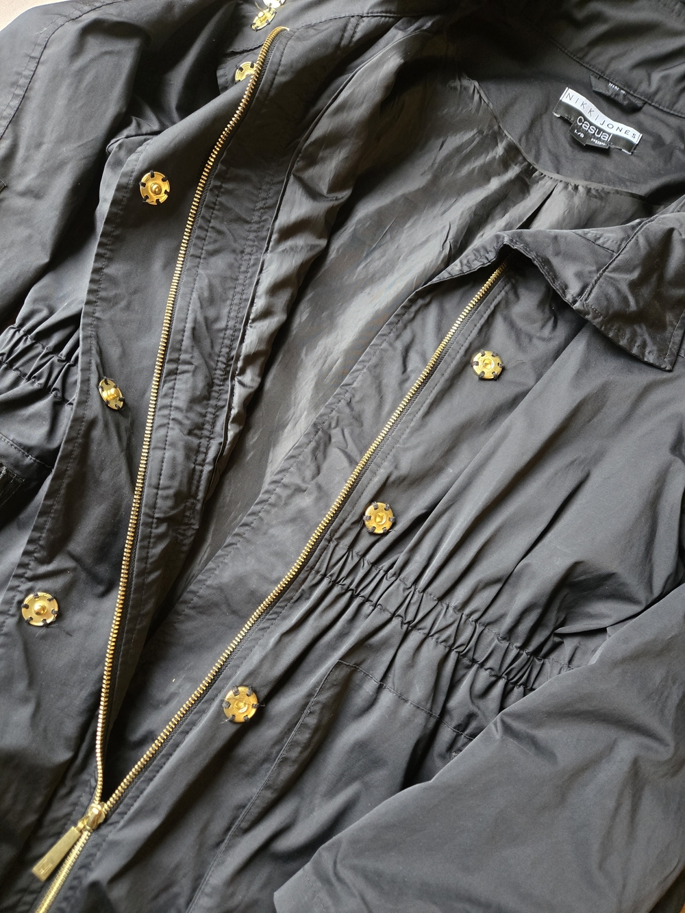 Nikki Jones Casual Black Hooded Rain Jacket Lightweight Windbreaker Size Large - Picture 3 of 5